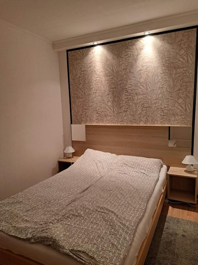 Nefelejcs Vendeghaz Hotel Балатонкенесе Екстериор снимка